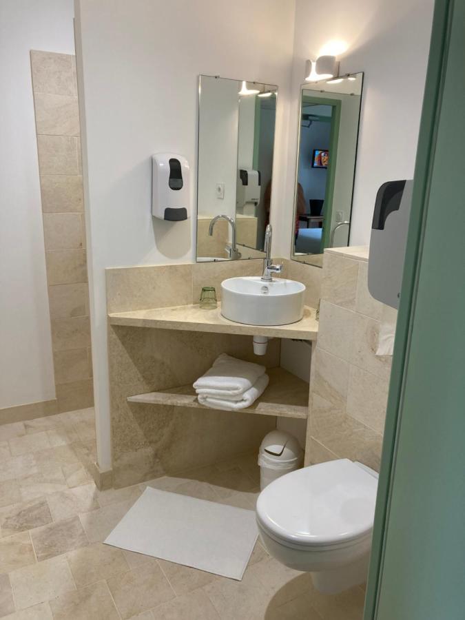 Logis Hotel Les Tilleuls Bruere-Allichamps Dış mekan fotoğraf