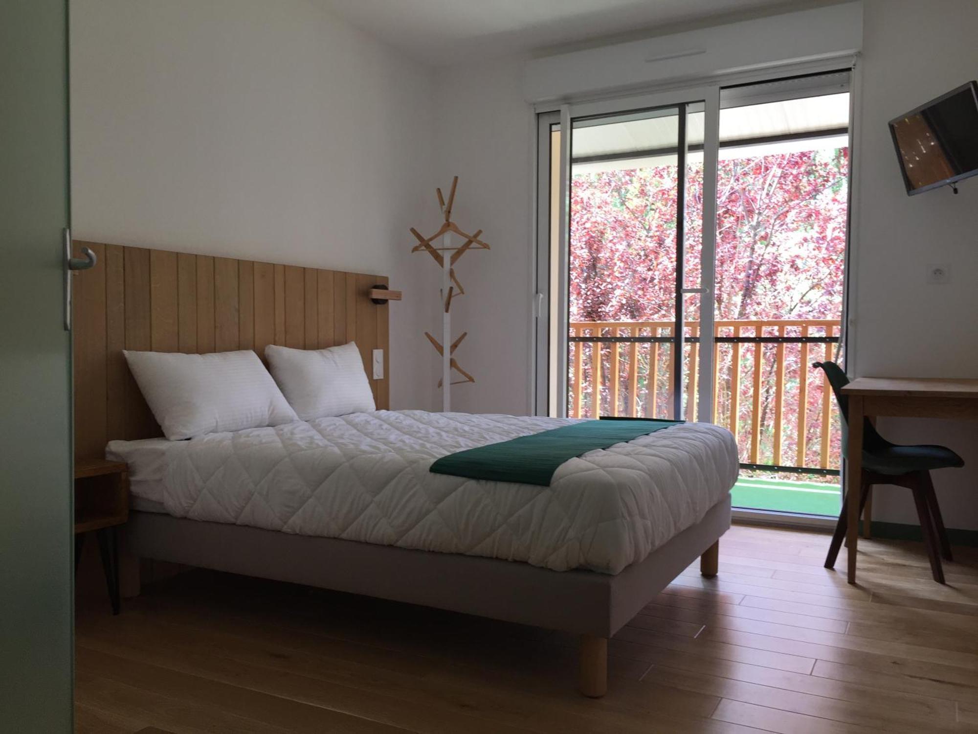 Logis Hotel Les Tilleuls Bruere-Allichamps Dış mekan fotoğraf
